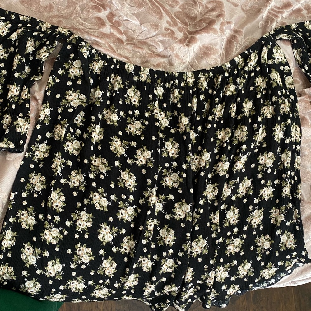 women’s blouse